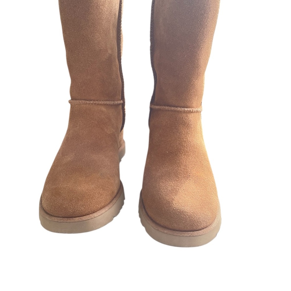 EUC | Women’s Ugg Classic Femme Wedge Boots  | Size 6.5
